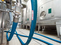 康迪泰克食品級(jí)工業(yè)軟管 適用于飲料、釀酒行業(yè)的全能輸送方案